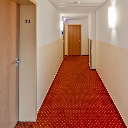 Academy Lodge Boardinghouse Гамбург Экстерьер фото